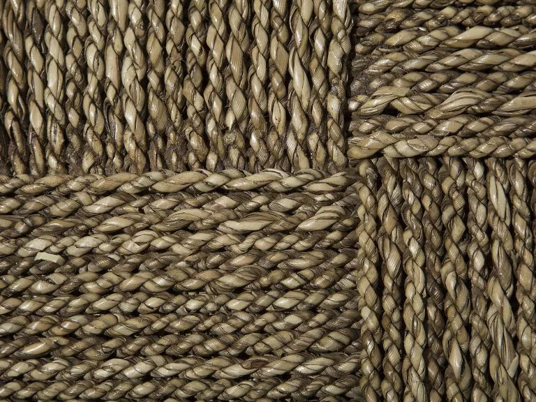 Beliani Mesa Auxiliar De Madera De Teca Clara ⌀ 44 Cm KELSEY - Imagen 6