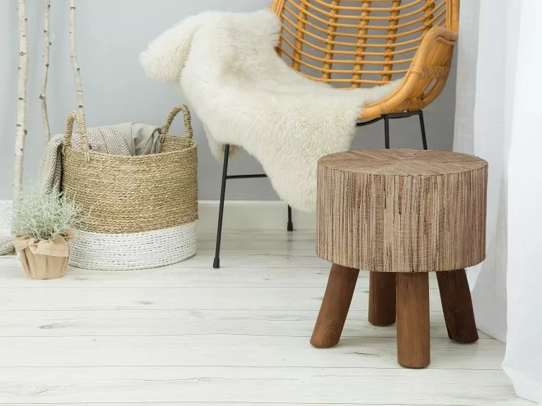 Beliani Mesa Auxiliar De Madera De Teca Clara ø 35 Cm TULITA - Imagen 5