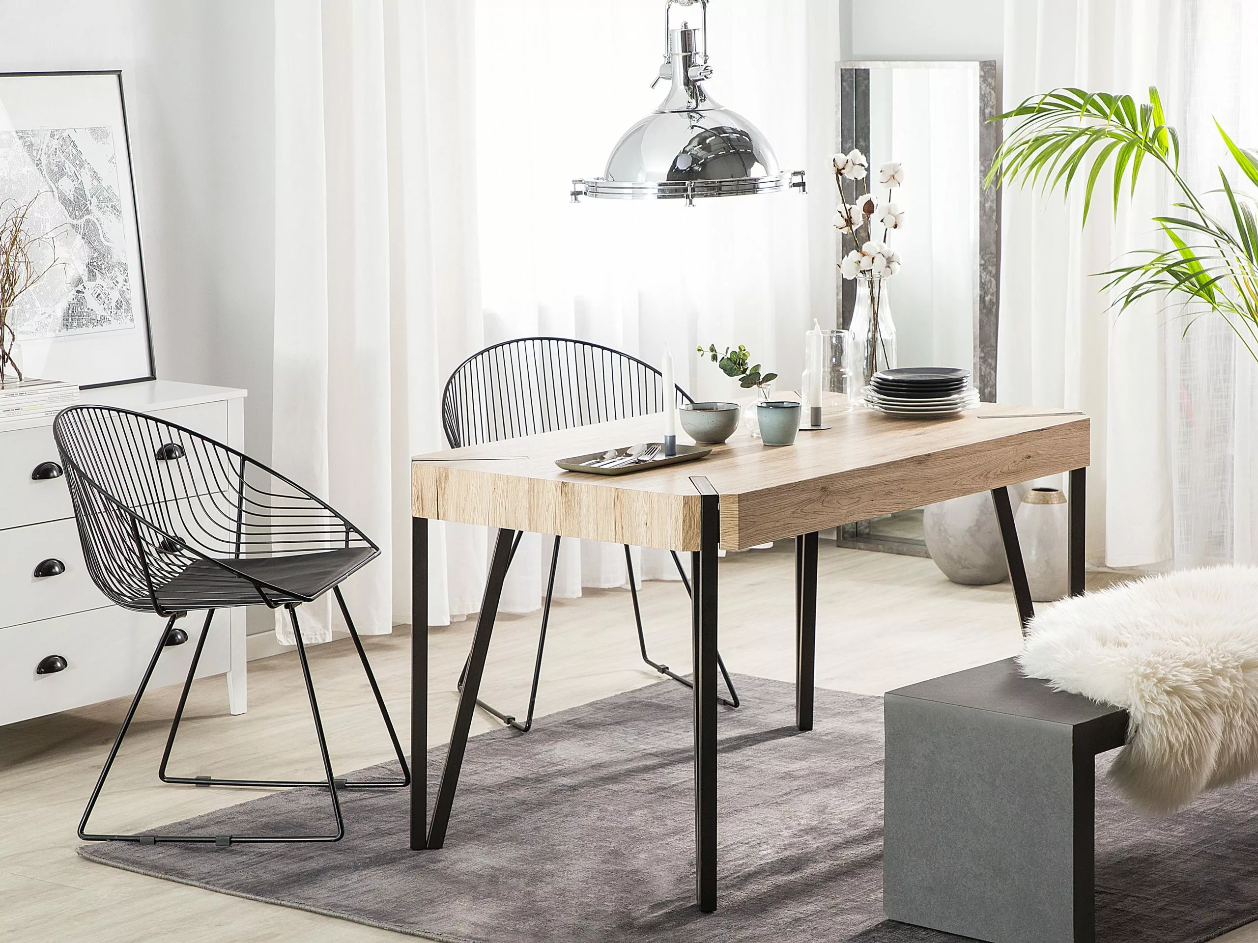 Beliani Mesa De Comedor Madera Clara/negro 130 X 80 Cm CAMBELL - Imagen 2