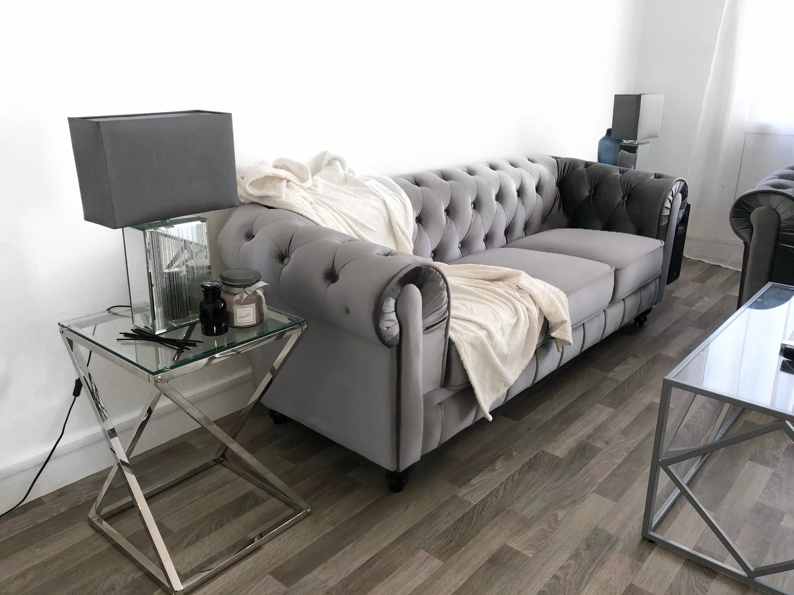 Beliani Mesa Auxiliar De Vidrio Transparente/plateado 40 X 40 Cm BEVERLY - Imagen 9