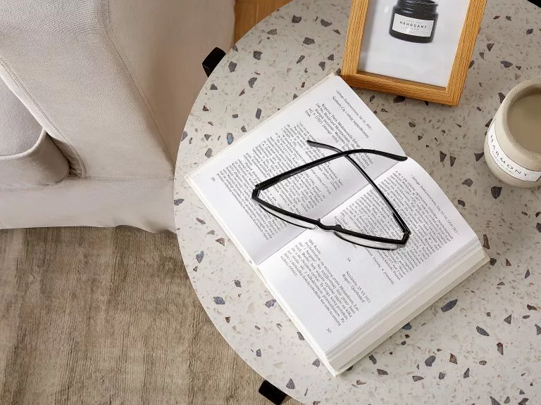 Beliani Mesa Auxiliar Gris Claro/negro ø 50 Cm VALERA - Imagen 5