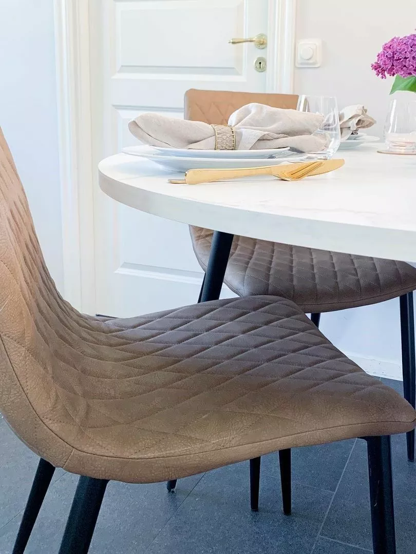 Beliani Mesa De Comedor Blanco/negro ⌀ 120 Cm ODEON - Imagen 4