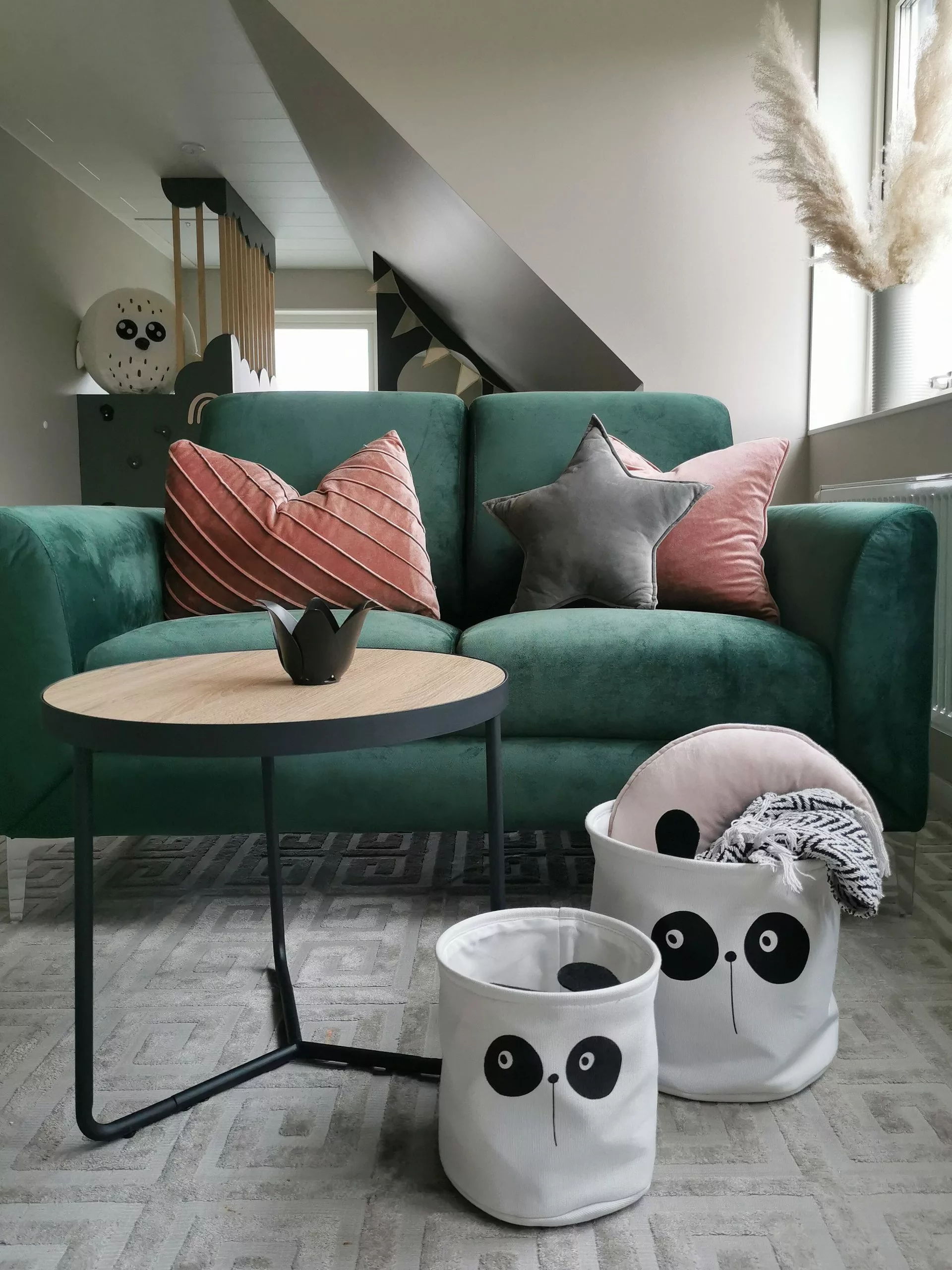 Beliani Mesa Auxiliar Madera Clara/negro 45 Cm MELODY - Imagen 3