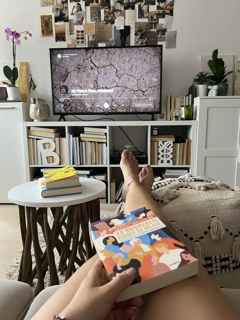 Beliani Mesa Auxiliar Blanco/madera Oscura ⌀ 40 Cm HOUMA - Imagen 5