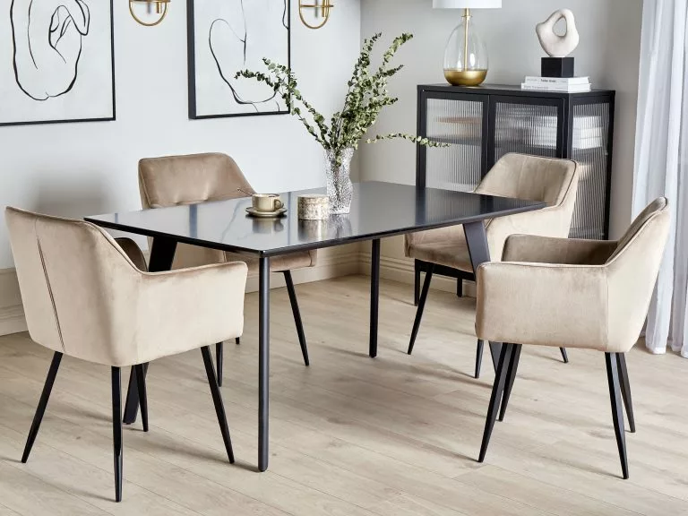 Beliani Mesa De Comedor Negra 150 X 90 Cm DORCAS - Imagen 2