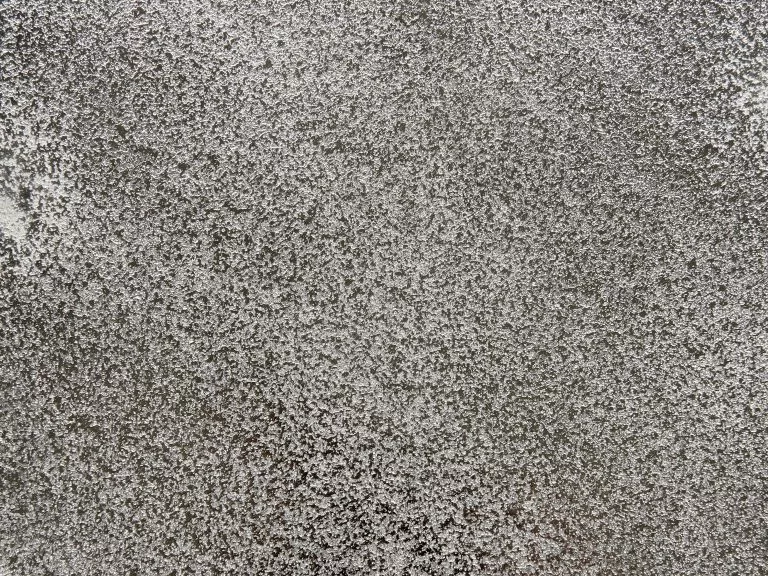 Beliani Mesa Auxiliar De Metal Plateado/negro ⌀ 43 Cm TELFER - Imagen 5